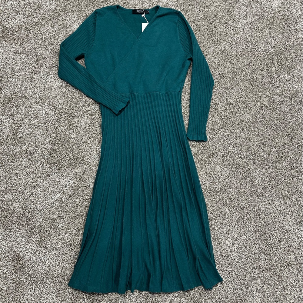 Women’s a line pleated dress